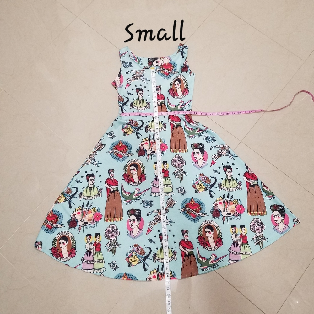 Frida Kahlo dress - Picture 2 of 8